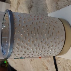 Scentsy warmer